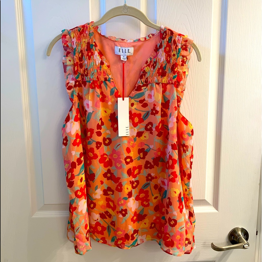 ELLE sleeveless top size M